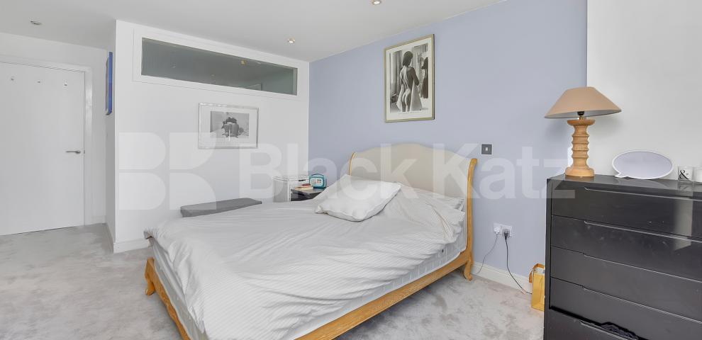 			LET, 2 Bedroom, 1 bath, 1 reception Apartment			 Qube Court. Balham Hill, Clapham South 
